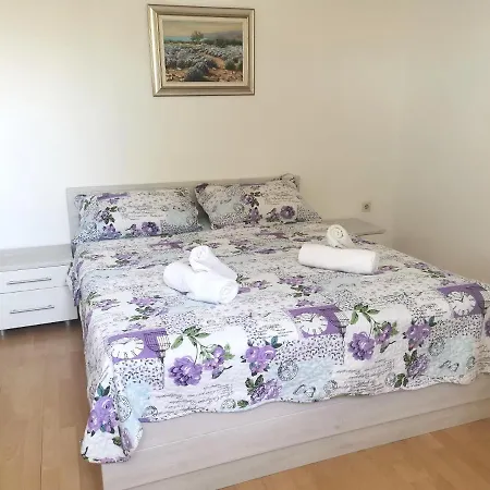 City Center - Terrace & Possible Parking Apartment *
