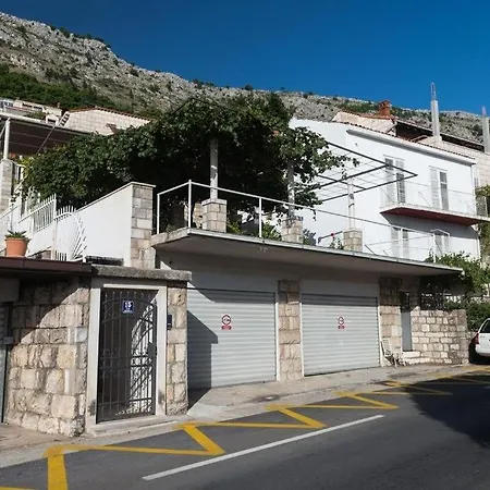 City Center - Terrace & Possible Parking Apartment Dubrovnik